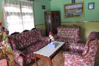 Lobi Homestay Kelayang Wisata Debby