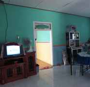 Bedroom 3 Homestay Kelayang Wisata Debby