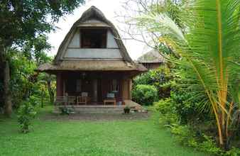 Exterior 4 Gerebig Bungalows