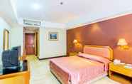 Bedroom 3 Imperium Hotel Bandung