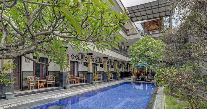 Kolam Renang Super OYO 3904 Kiki Residence Bali