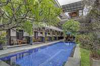 Swimming Pool Super OYO 3904 Kiki Residence Bali