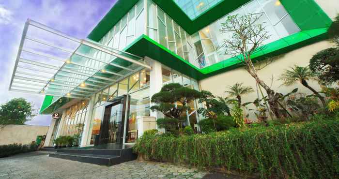 Bên ngoài Agria Hotel Bogor