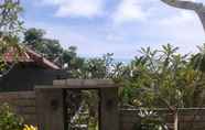 Luar Bangunan 3 Willy Homestay