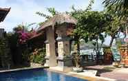 Swimming Pool 5 Bungalow No 7