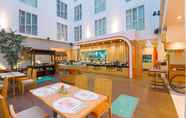 ร้านอาหาร 4 HARRIS Hotel Raya Kuta