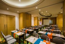 機能ホール HARRIS Hotel Raya Kuta