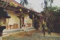 Lobi Adi Homestay