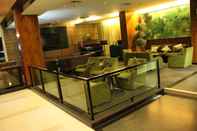 Bar, Kafe, dan Lounge Angkasa Garden Hotel 