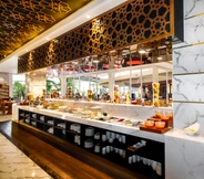 Restaurant 6 Hermes Palace by BENCOOLEN