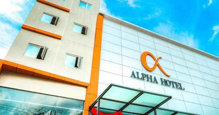 Bên ngoài Hotel Alpha Pekanbaru