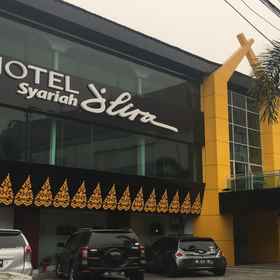 Exterior / Building 1 Dlira Syariah Hotel, Pekanbaru Hotels