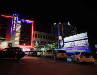 Luar Bangunan 2 Hotel Benteng Pekanbaru