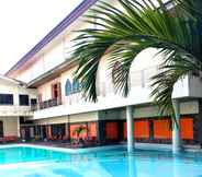 Swimming Pool 2 Hotel Mutiara Merdeka