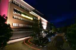 Grand Nanggroe Hotel, SGD 54