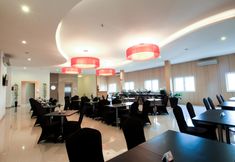 Restaurant 7 Citismart Hotel Pekanbaru 