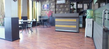 レストラン 4 Majestiq Hotel