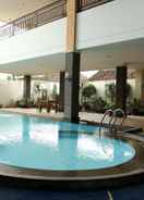 SWIMMING_POOL Grande Hotel Lampung Powered by Archipelago