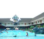 Hồ bơi 5 Sabda Alam Hotel & Resort