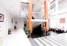 Exterior 3 Sabrina City Hotel