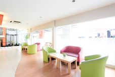 Lobby Sabrina City Hotel