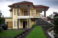 Bangunan Villa Java