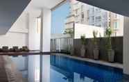Swimming Pool 7 Hotel Santika Premiere Hayam Wuruk Jakarta