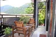 Quầy bar, cafe và phòng lounge OMA Homestay