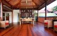 Sảnh chờ 4 Grand Bali Villa