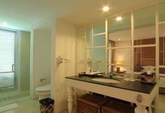 In-room Bathroom 3 The Kanjeng Suites Seminyak
