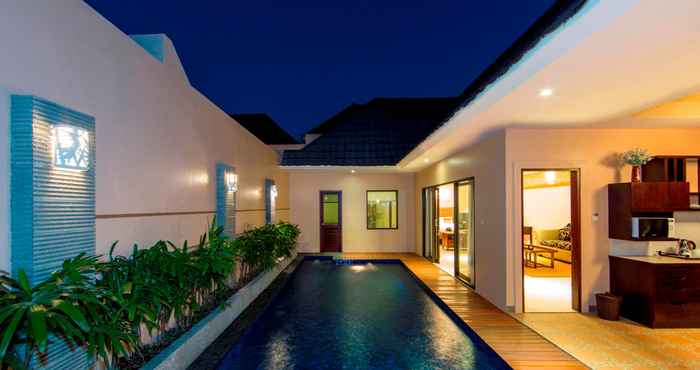 Kolam Renang Flamingo Dewata Deluxe Pool Villa