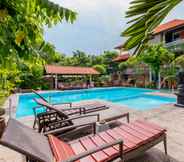 สระว่ายน้ำ 7 Melasti Kuta Bungalows and Spa