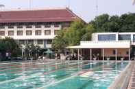 Kolam Renang Hotel Bumi Wiyata