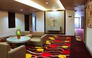 Lobby 4 Horison Jayapura