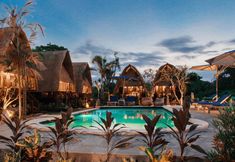 Swimming Pool 2 Harta Lembongan