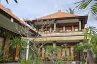 Bên ngoài Arya Inn Nusa Lembongan