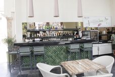 餐厅 Bali Court Hotel and Apartments