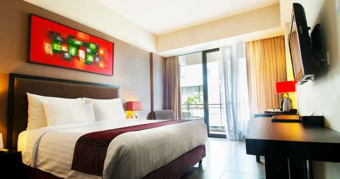 Kamar Tidur 100 Sunset Kuta Hotel & Ballroom