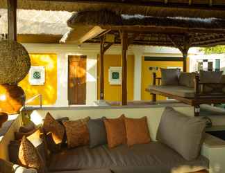 Lobi 2 Rumah Bali Bed and Breakfast