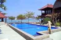 Kolam Renang Mandara Beach Bungalows and Restaurant