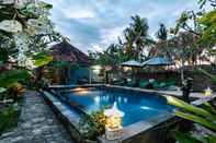 Swimming Pool D and B Bungalows by WizZeLa