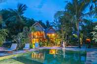 Swimming Pool Sukanusa Luxury Huts