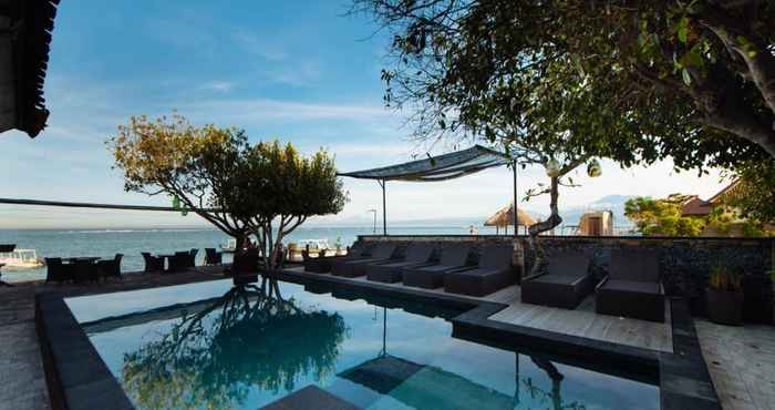 Kolam Renang Puri Nusa Beach Hotel Lembongan