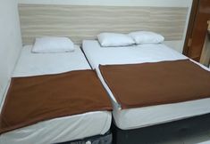 卧室 4 Bantal Guling Trans