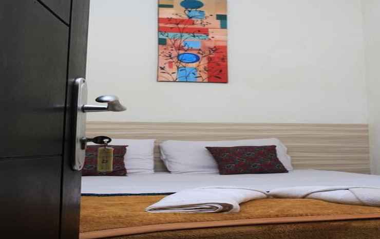 Bantal Guling Trans Bandung - Double Standard Fan (ROOM ONLY) - Share Bathroom Double Standard Fan (ROOM ONLY) - Share Bathroom