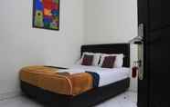 Bedroom 2 Bantal Guling Trans