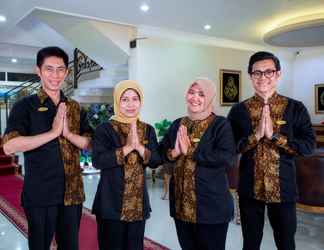 Lobi 2 Narapati Syariah Hotel & Convention