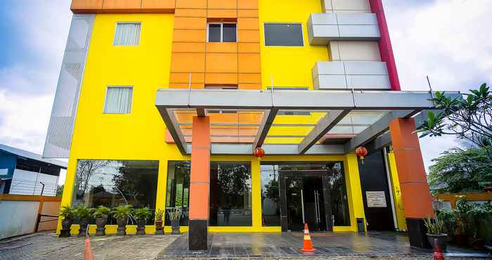 Exterior Grand Permata In Hotel