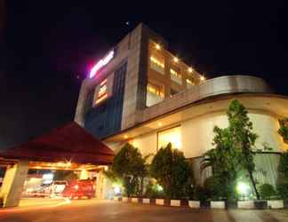 ภายนอกอาคาร 2 Hotel Banjarmasin International