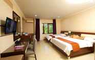 Kamar Tidur 3 Efa Hotel